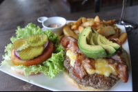 Avocado Bacon Cheeseburger Nativo Sports Bar
 - Costa Rica