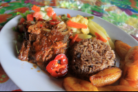 miss junies restaurant carribbean stewed chicken 
 - Costa Rica