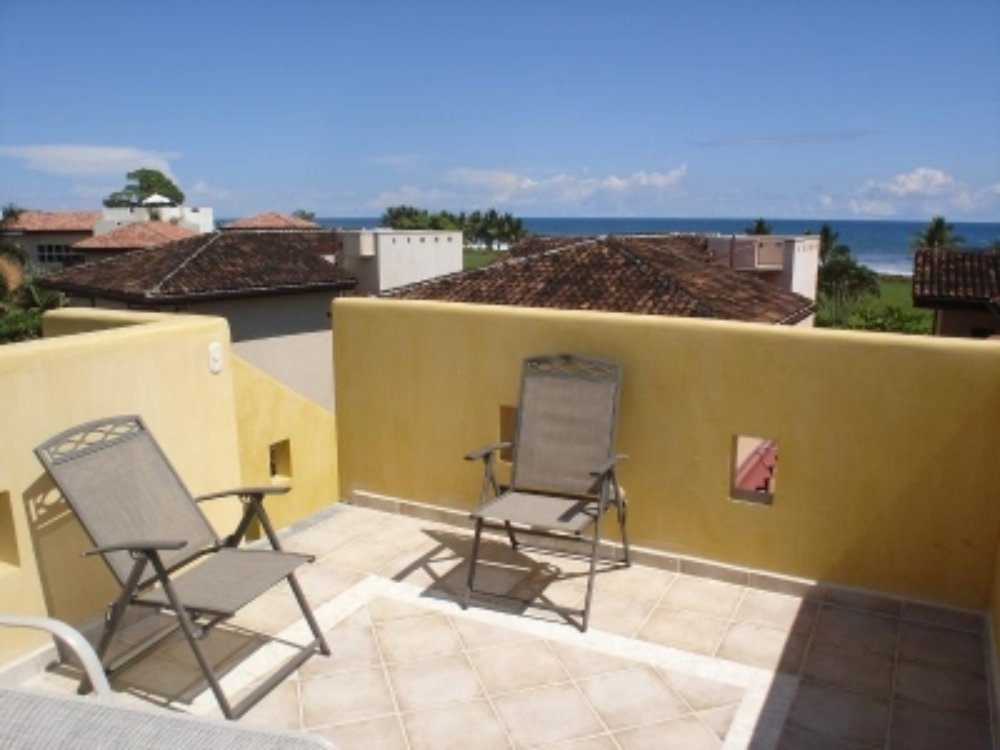 roof deck ocean views
 - Costa Rica