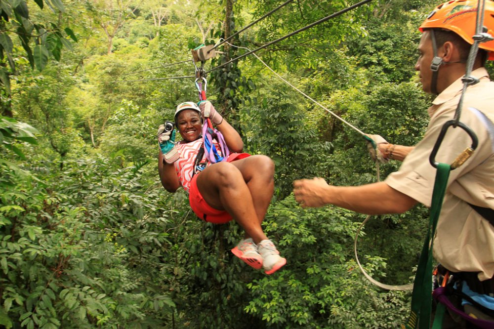 midworld canopy girl 
 - Costa Rica