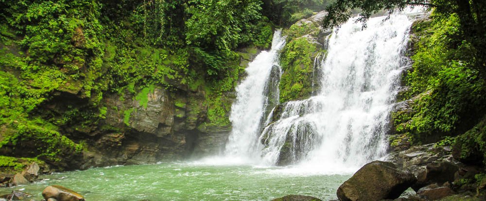 nauyaca waterfalls cascades 
 - Costa Rica