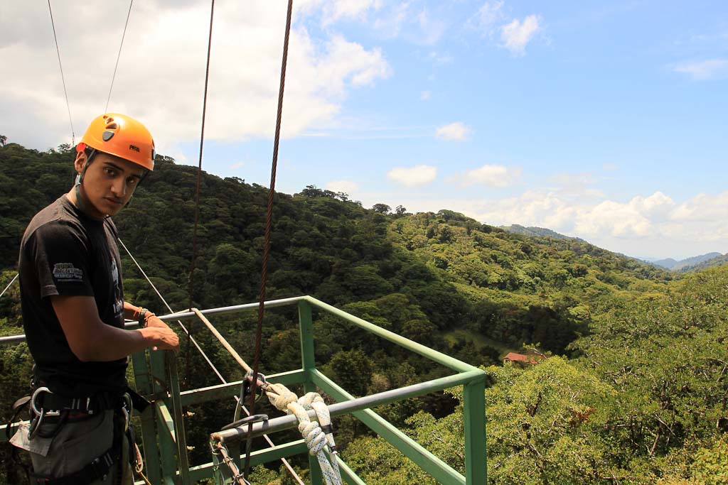  percent aventura tarzan top 
 - Costa Rica