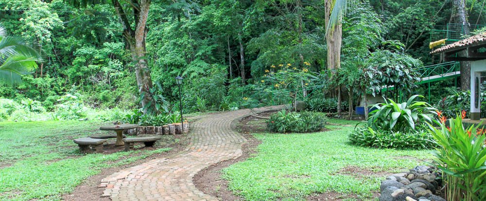 villa lapas path 
 - Costa Rica