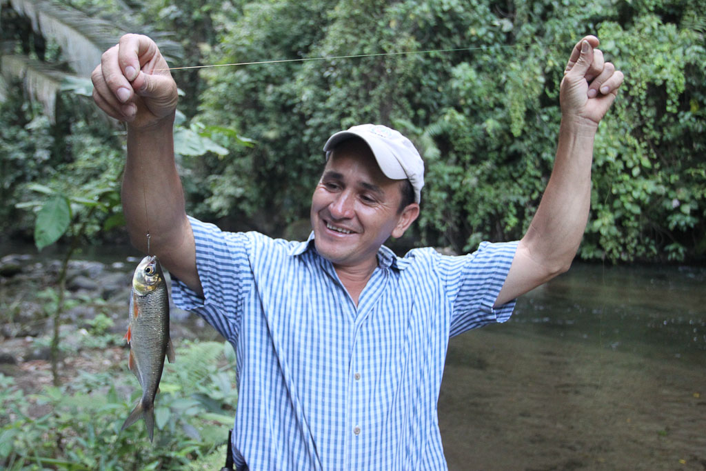 go adventure rainbow trout 
 - Costa Rica