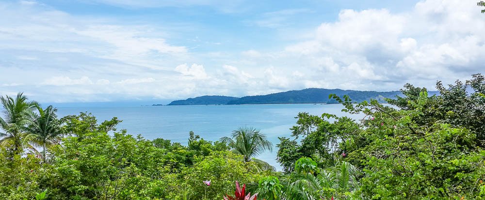 las caletas lodge ocean view
 - Costa Rica