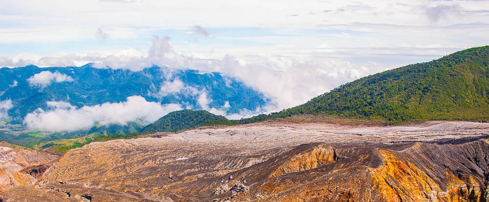 poas volcano side viewing congo volcano
 - Costa Rica