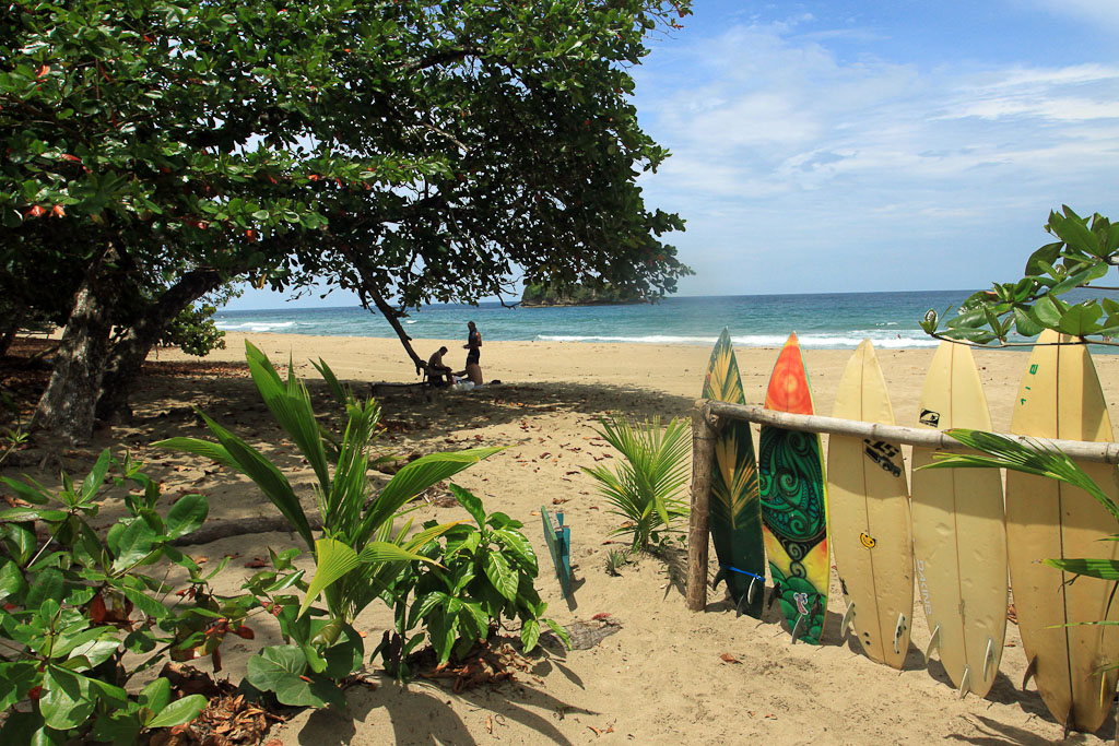  a day puerto viejo la isla inn playa cocles 
 - Costa Rica