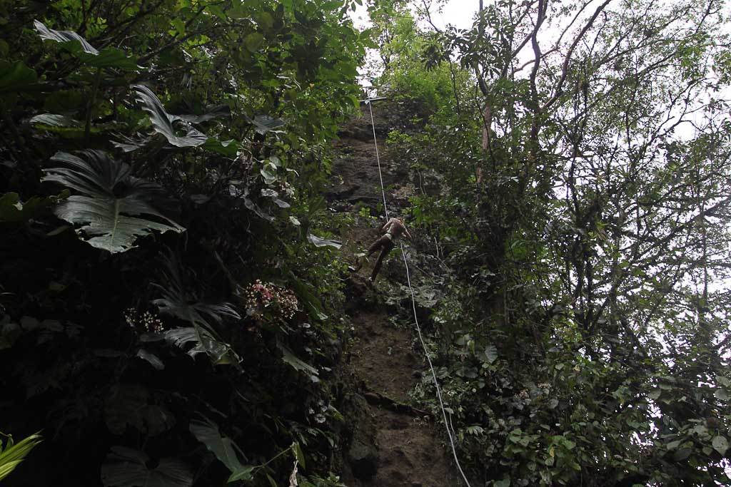 go adventure rappel 
 - Costa Rica