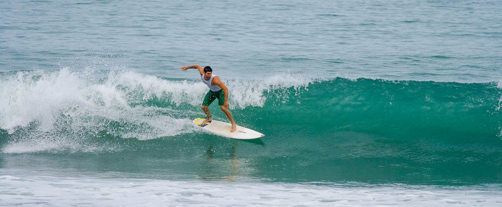 surfing pavones 
 - Costa Rica