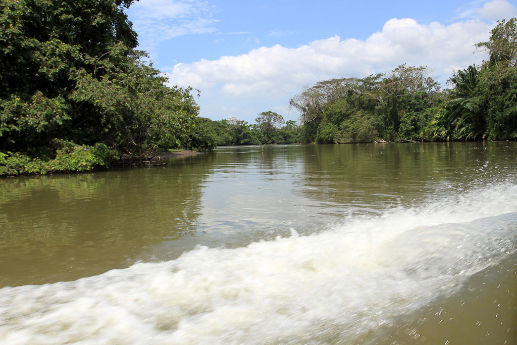 nicaraguan border 
 - Costa Rica