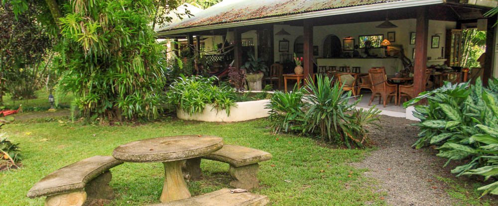 magellan inn courtyard recstaurant 
 - Costa Rica