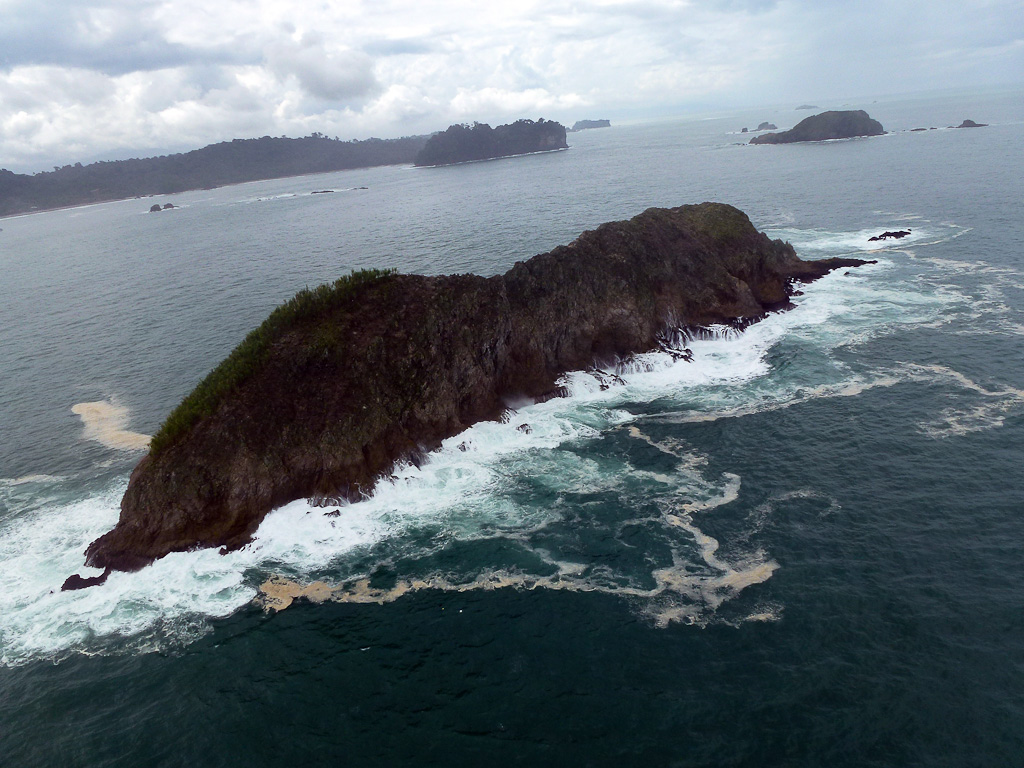 parasailing closeup 4.jpg