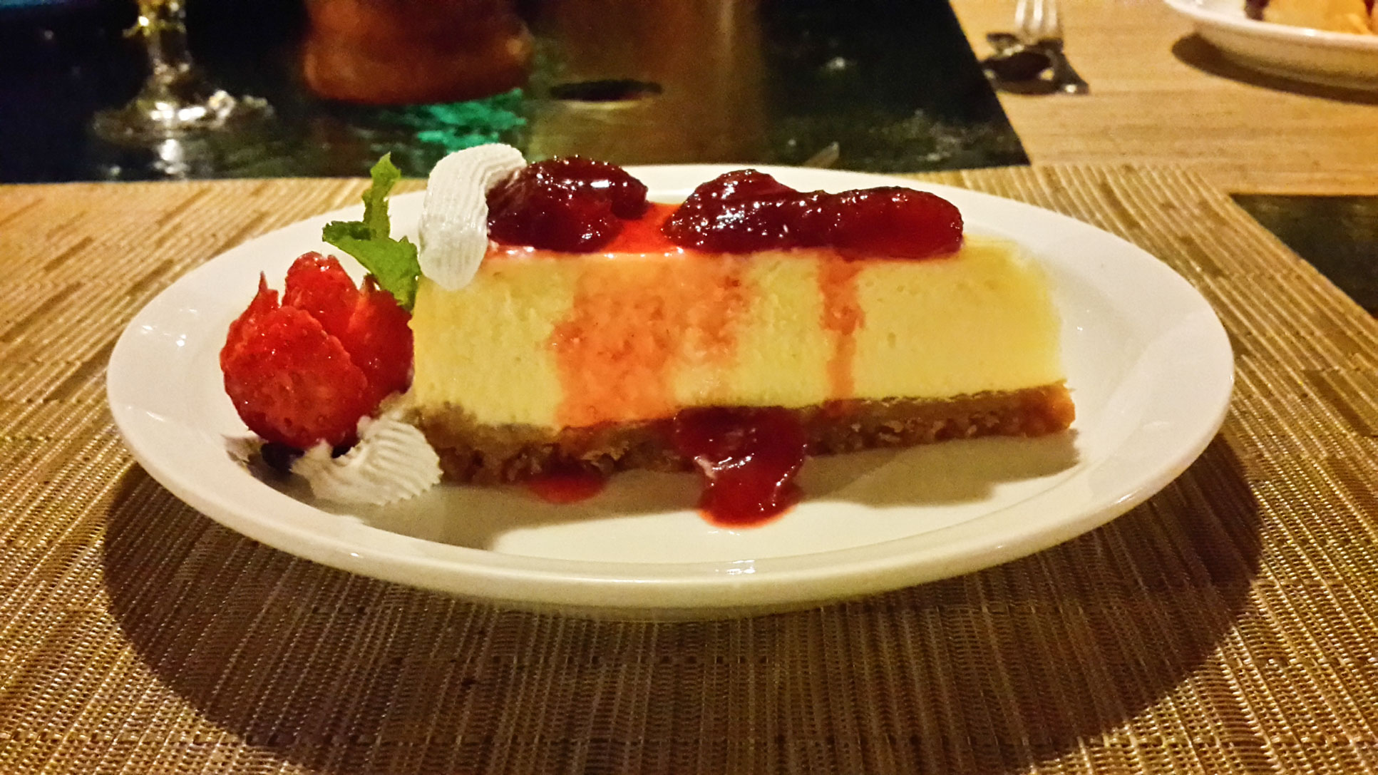 chilled cheese cake restaurant 1492.jpg
