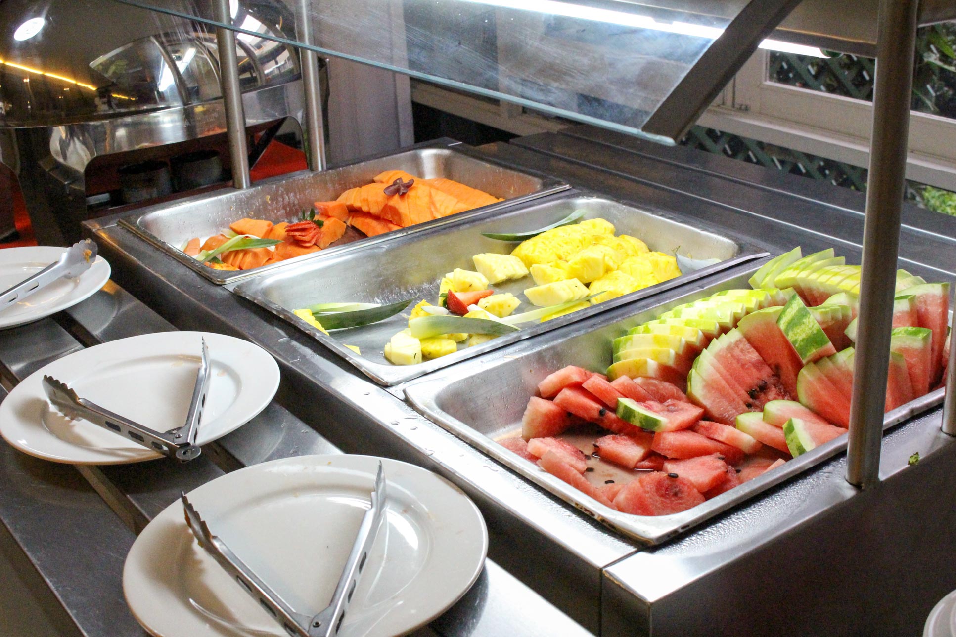 breakfast fruit buffet diplay mastico restaurant 10.jpg