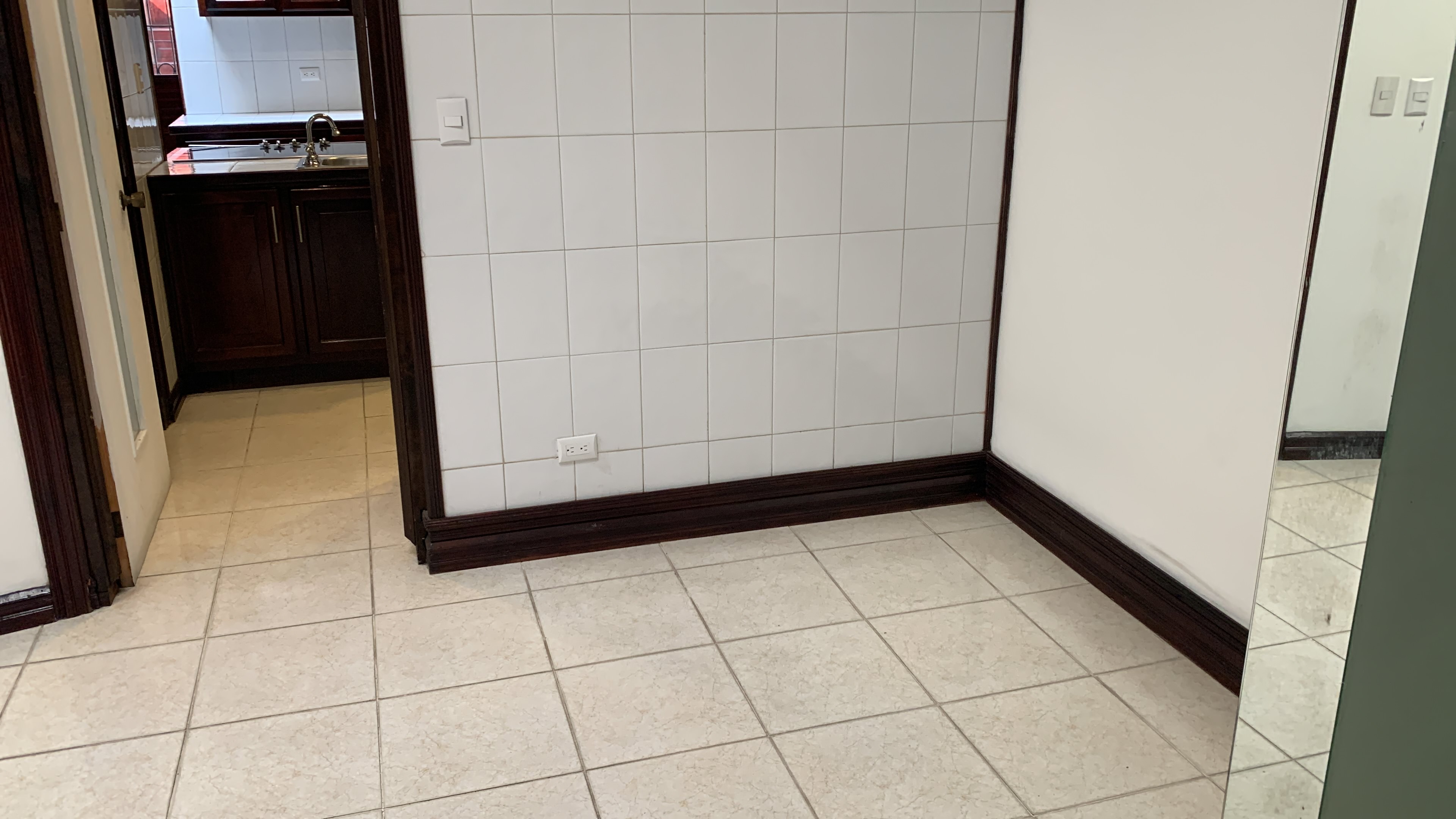 commercial use house for sale in san pedro view 005.jpg