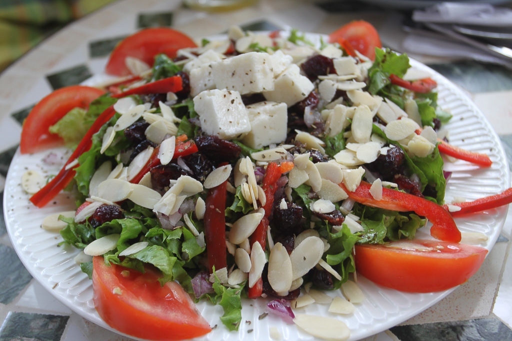 house salad samaraorganics 1.jpg