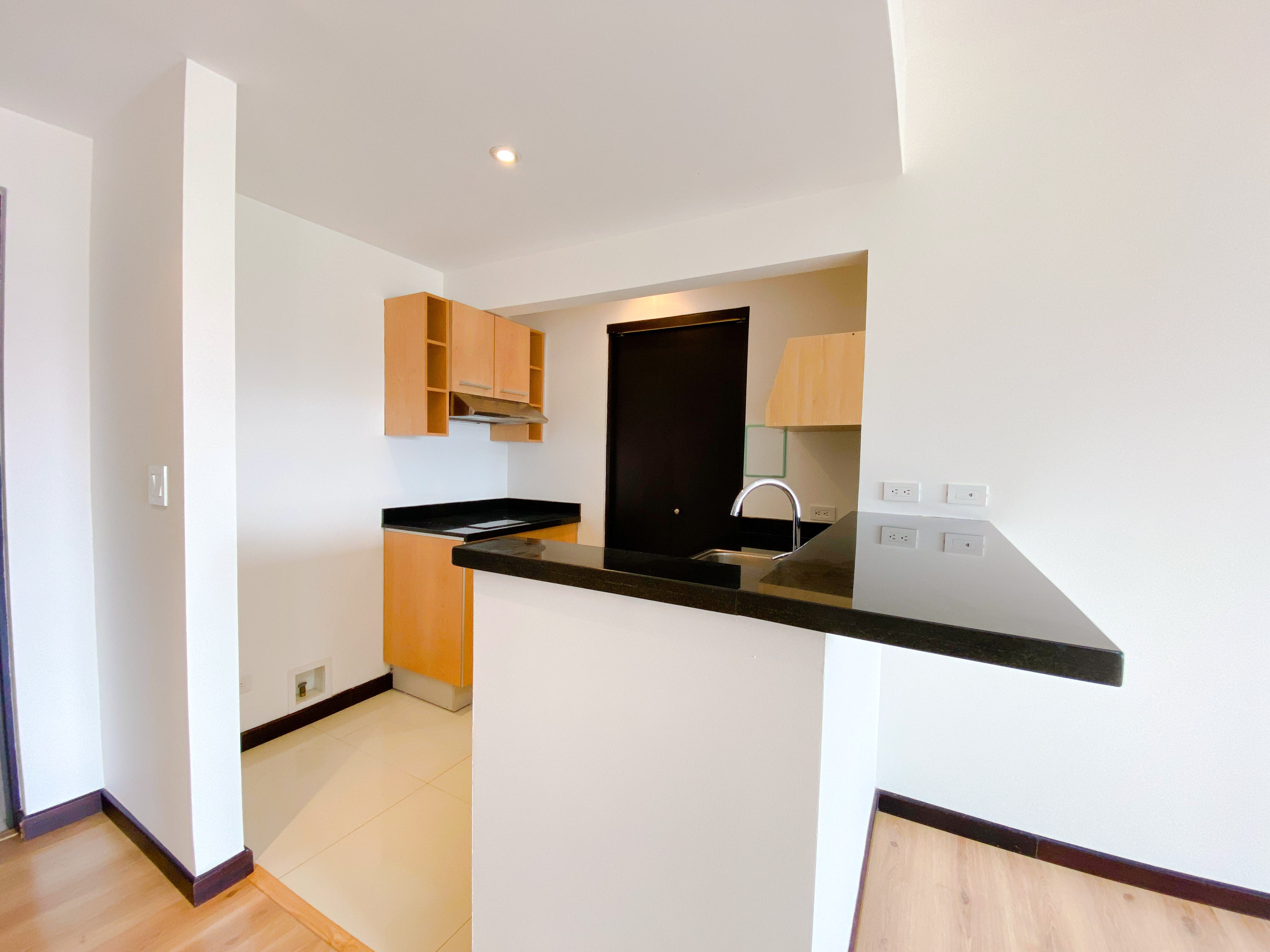two story apartment for sale in a sabana complex view 007.jpg