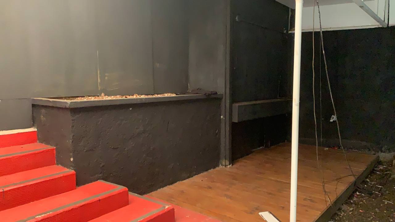 elegant brick and wood residence for sale or lease in san jose view 006.jpg