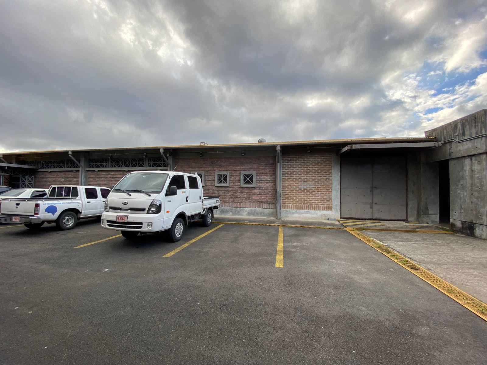 storage and distribution warehouse for lease near guadalupe view 002.jpeg