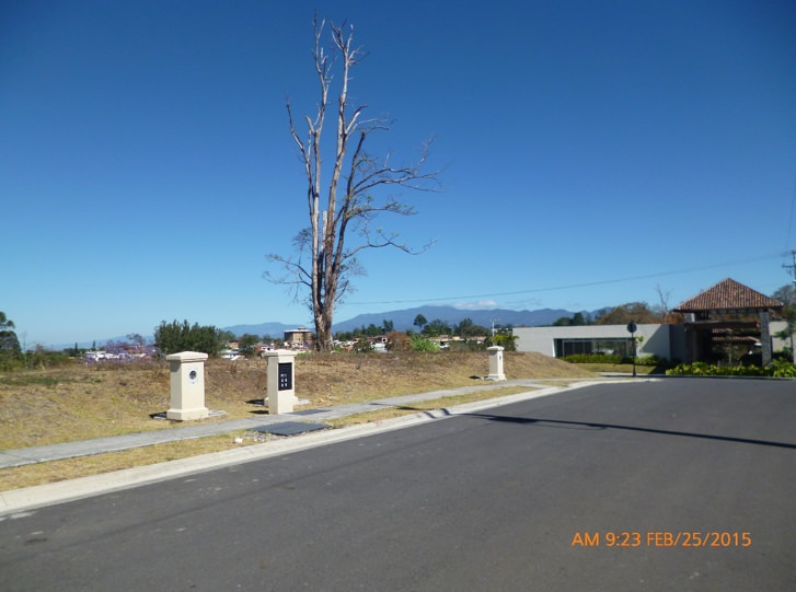 residential lot inside a gated community in curridabat view 006.jpg