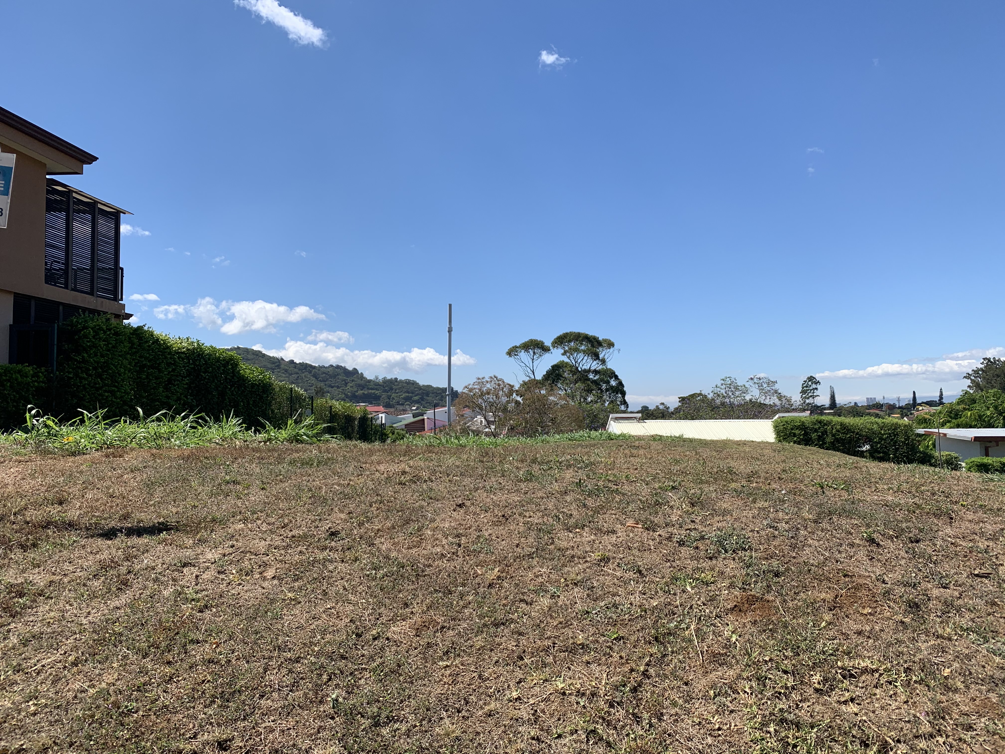 residential lot inside a gated community in curridabat view 026.jpg