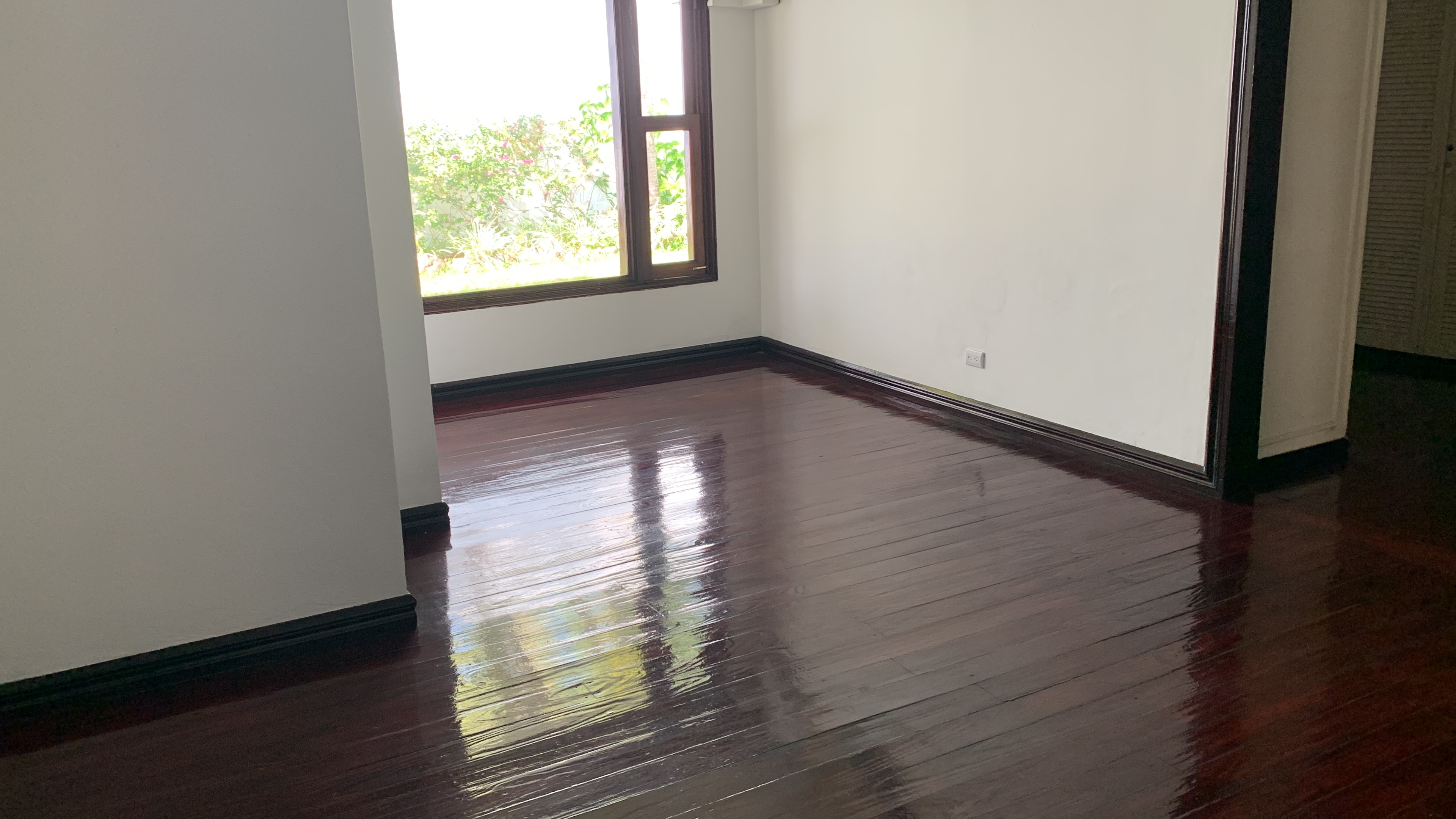 commercial use house for sale in san pedro view 019.jpg