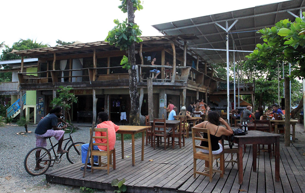 lazy mon exterior 1.jpg
