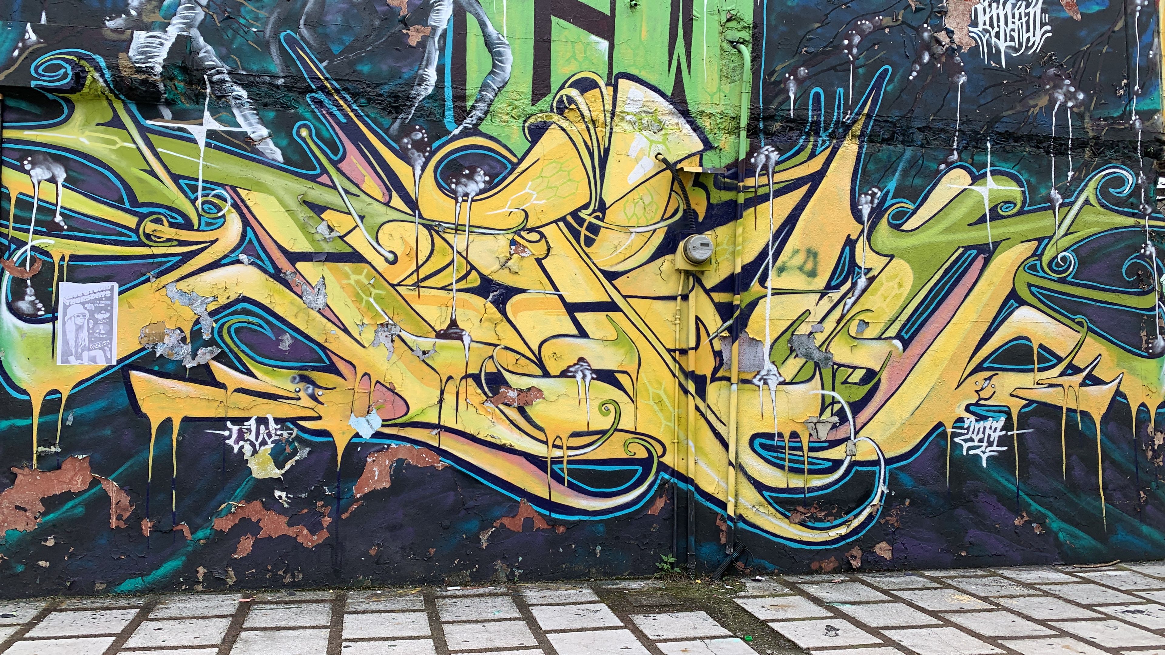 corner lot in la california view 004.jpg