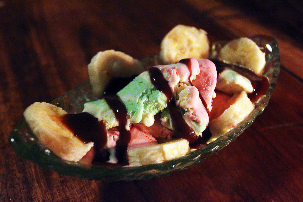 robertos restaurant ice cream 9.jpg