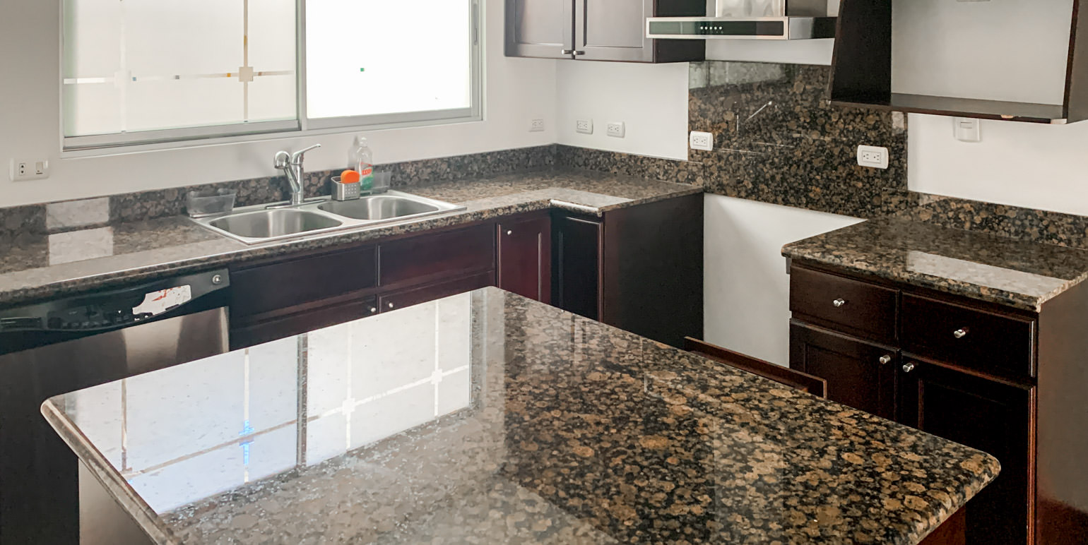 business ready residential property in sabana view 004.jpg