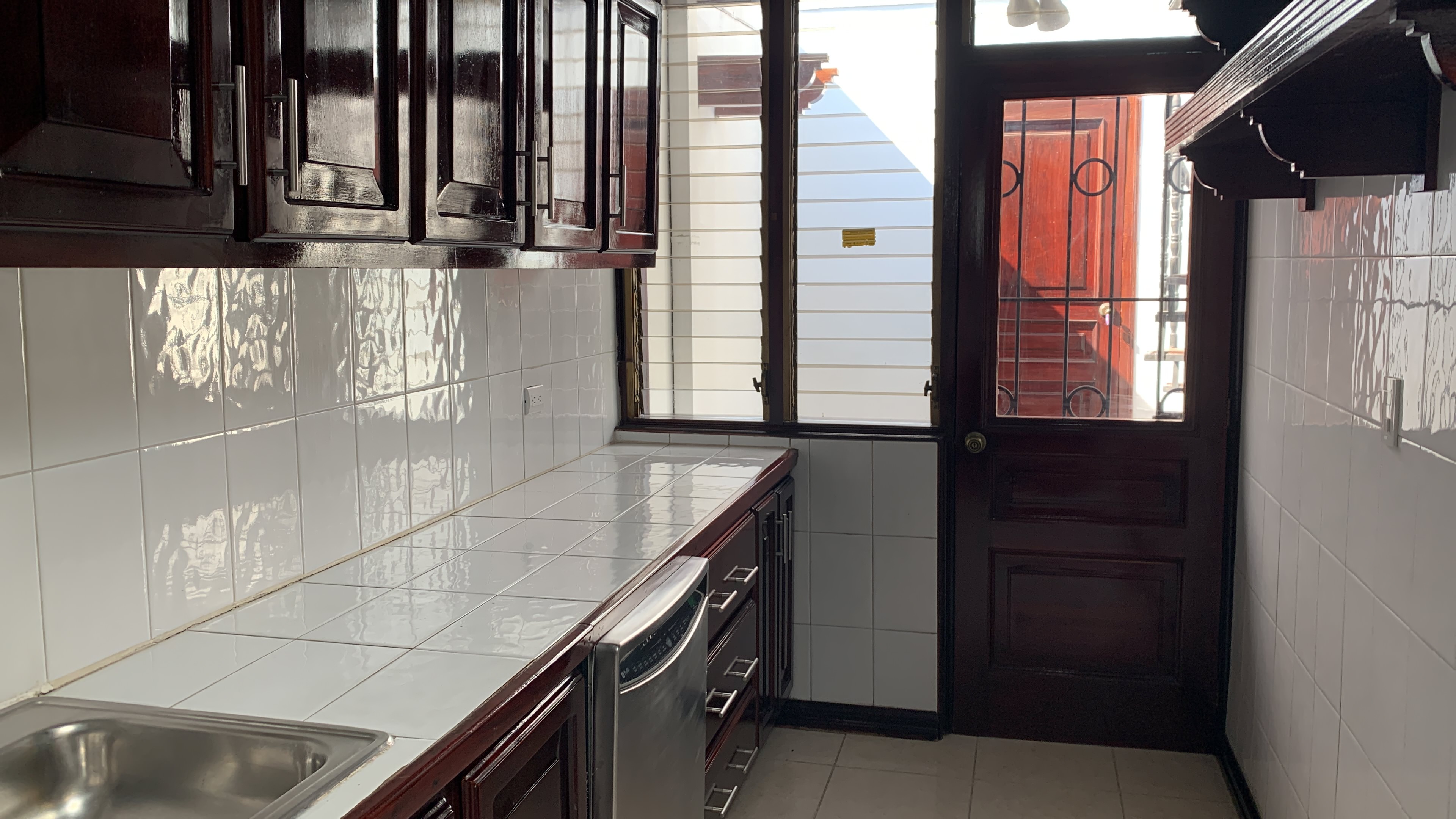 commercial use house for sale in san pedro view 015.jpg