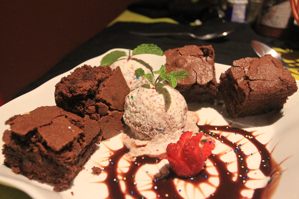 outback jacks brownie 8.jpg