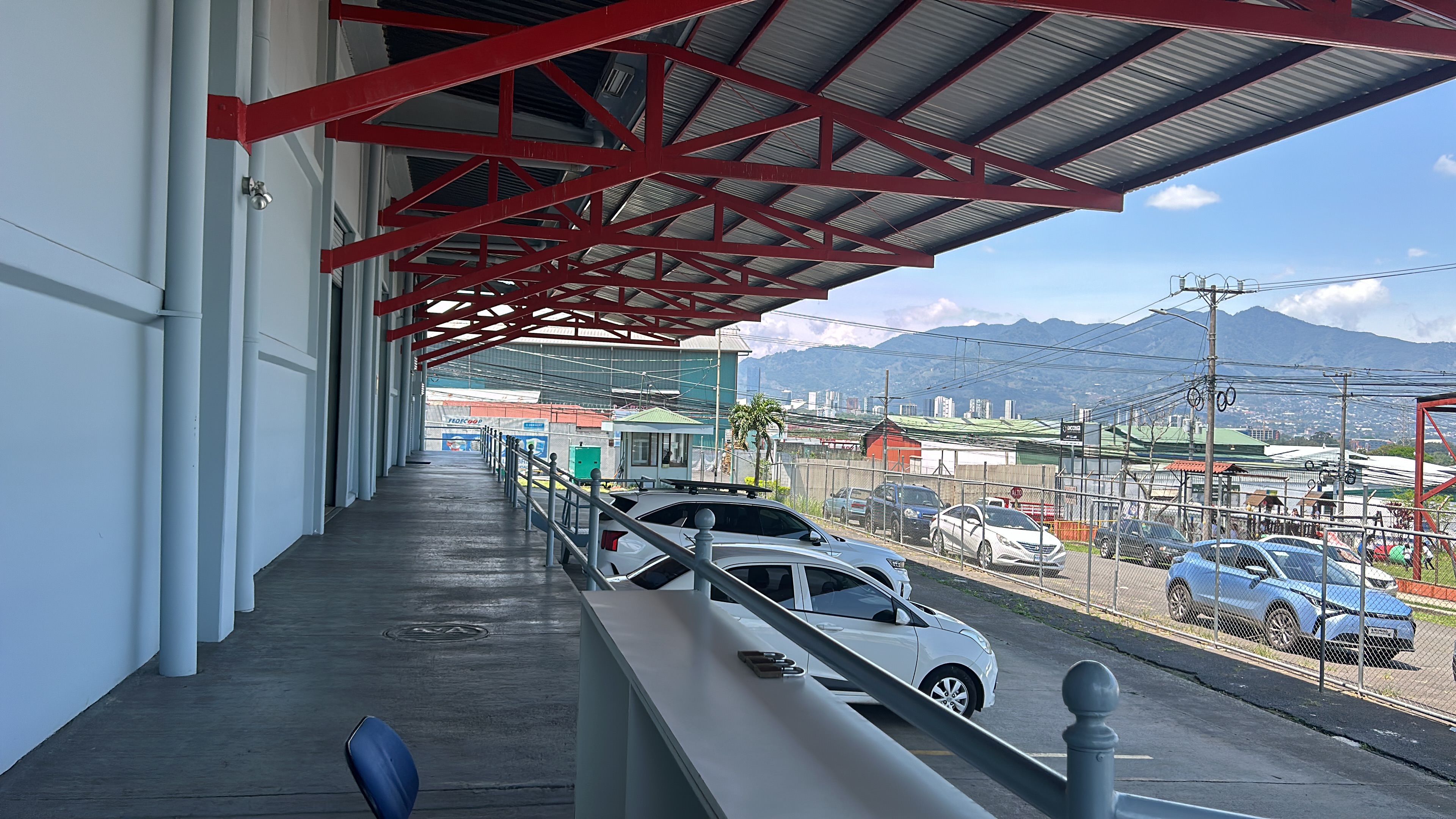 warehouse with ample parking for sale view 026.jpg