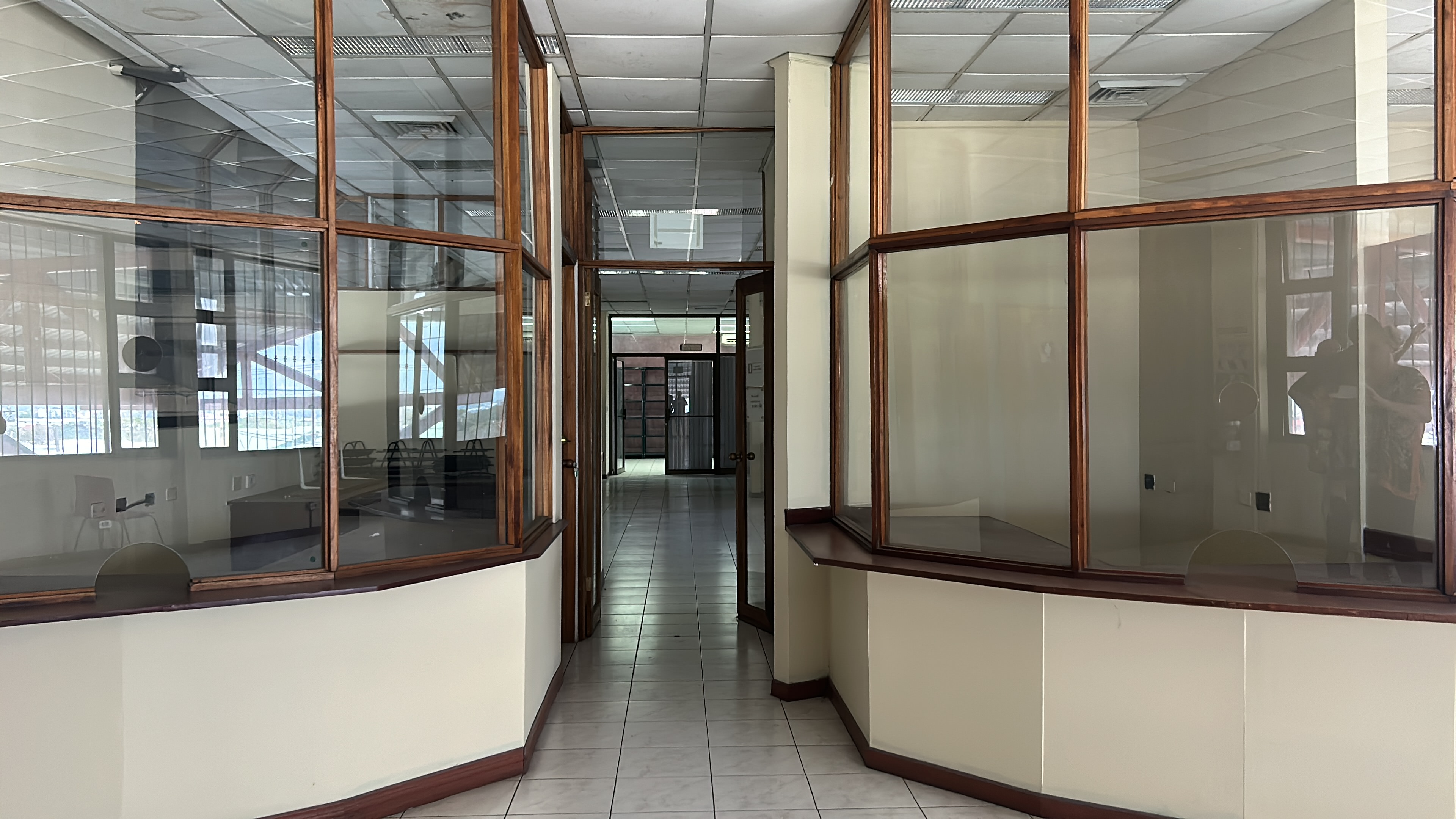 warehouse with ample parking for sale view 023.jpg