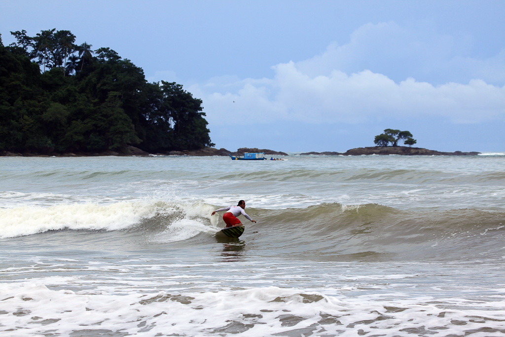 dominicalito waverider teacher 7.jpg