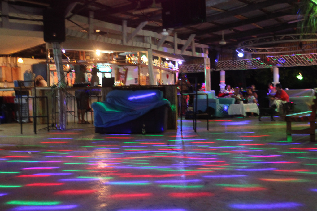 dance floor mr lelluz 4.jpg