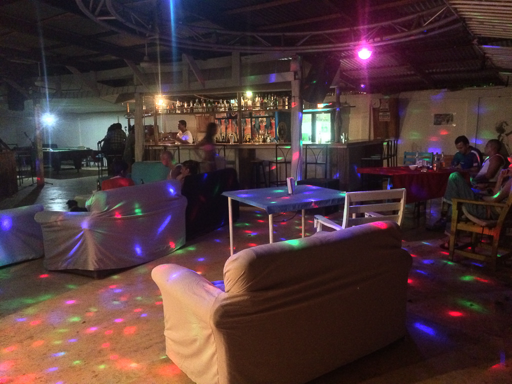 inside mr lelluz 5.jpg