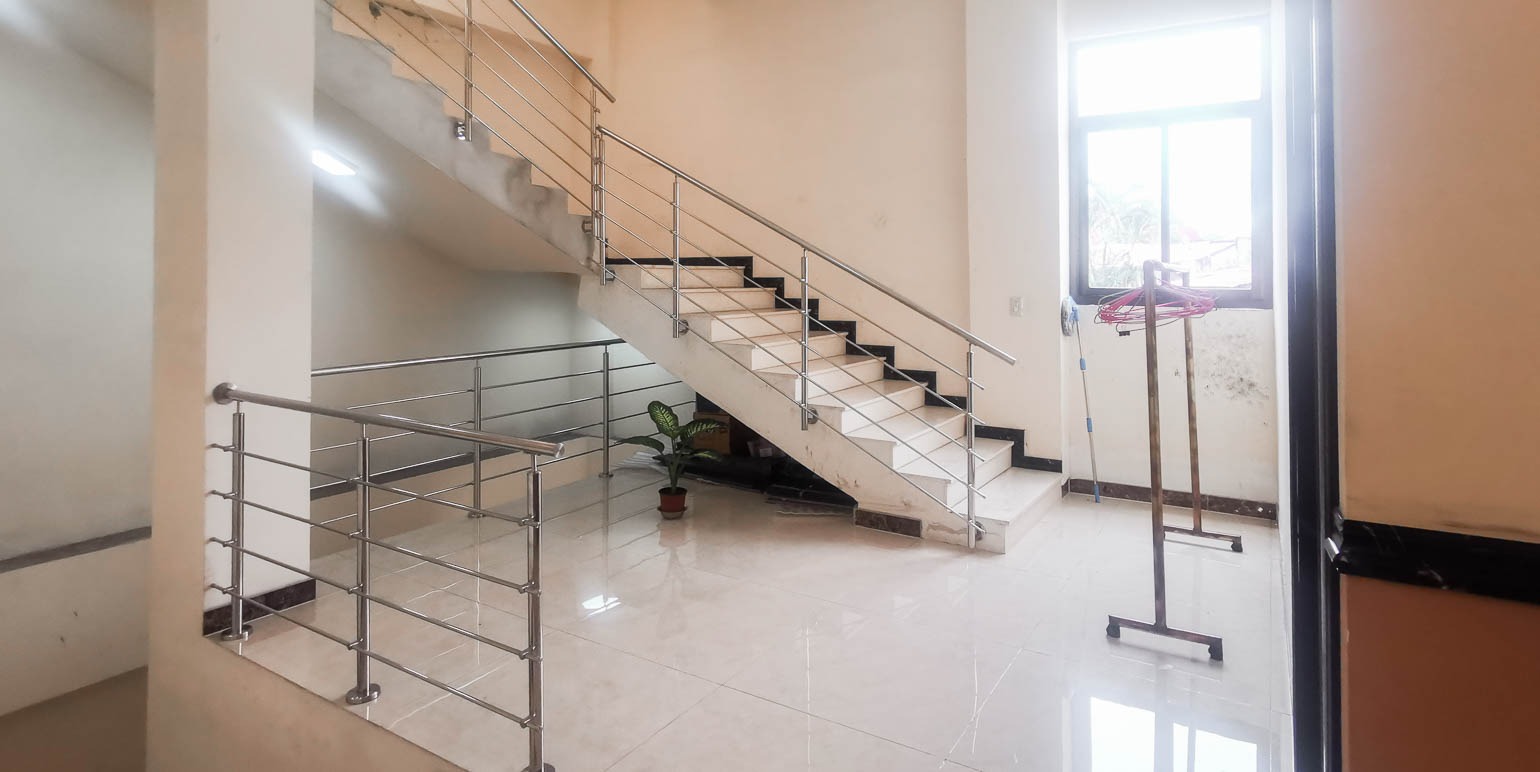 office building for sale view 012.jpg