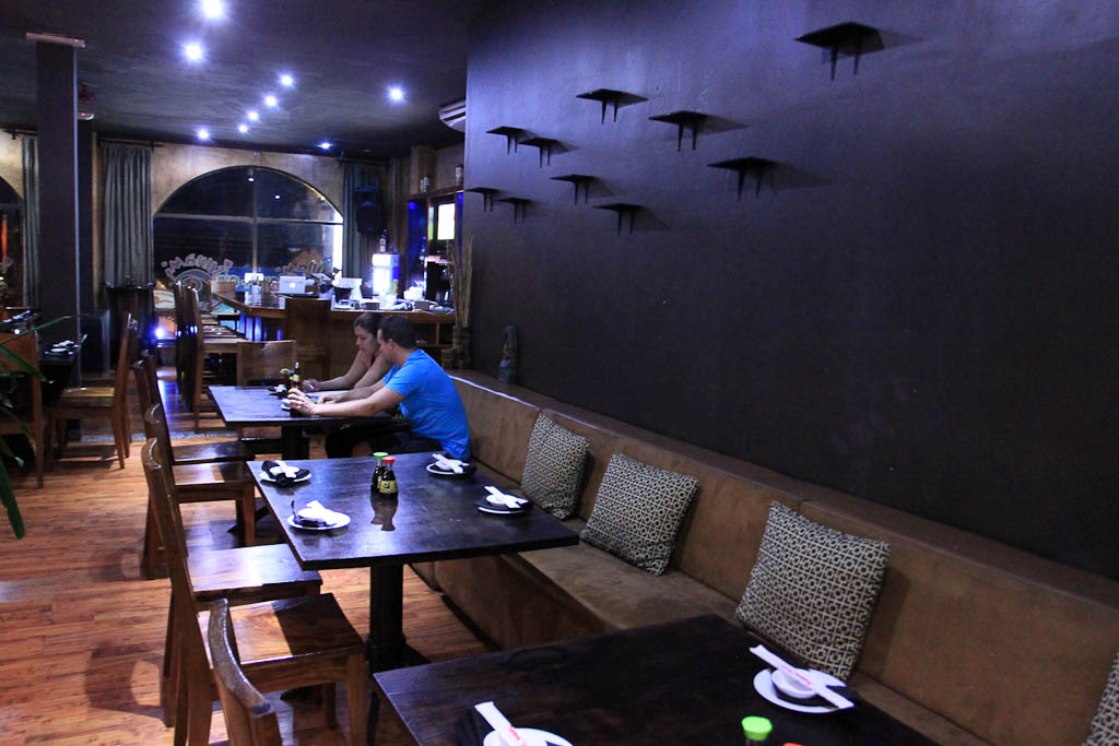 tsunami sushi inside 2.jpg