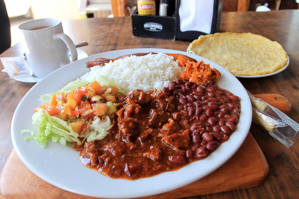 sabor tico casado 1.jpg