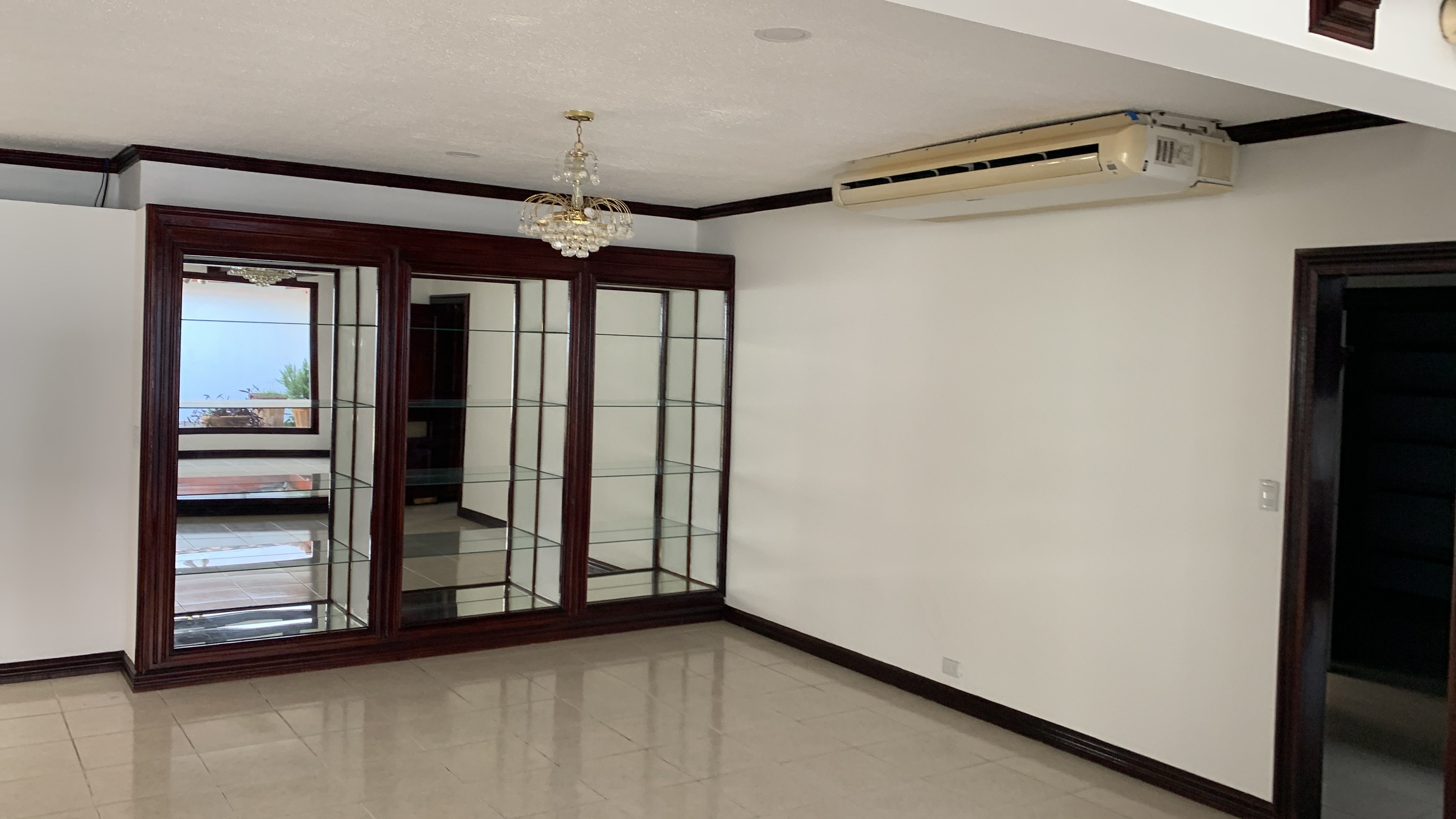 commercial use house for sale in san pedro view 013.jpg