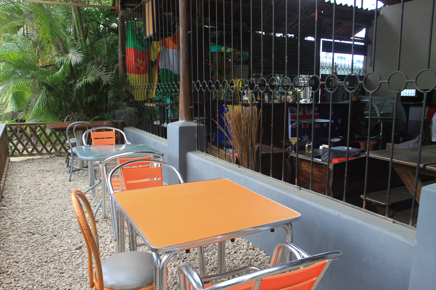 Front Patio Table Nativo Sports Bar