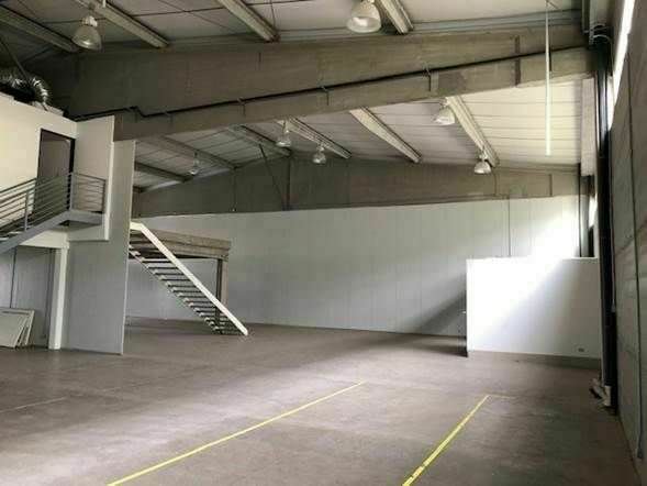 office space inside a business center in santa ana view 002.jpg