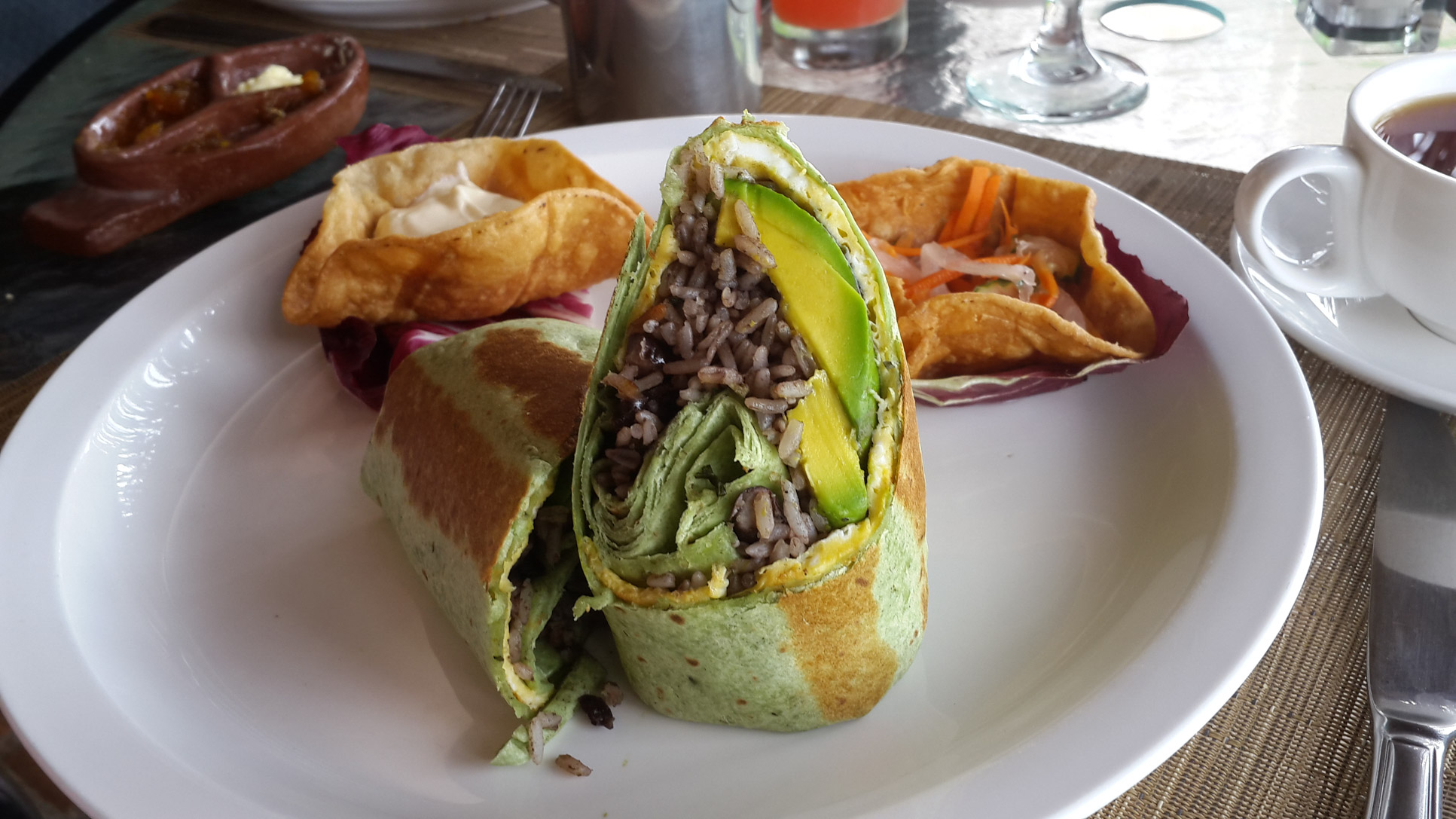 gallo pinto burrito close up restaurant 1492.jpg