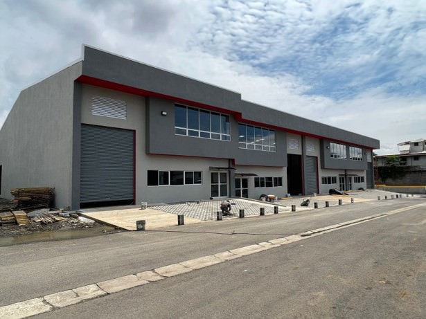 flexible warehouse for sale or lease in heredia view 002.jpg