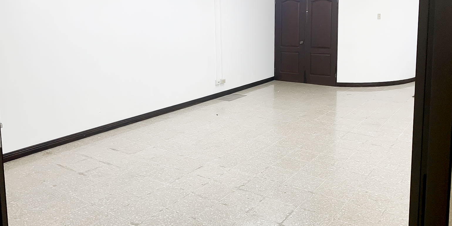 warehouse and office complex for sale in uruca view 004.jpg
