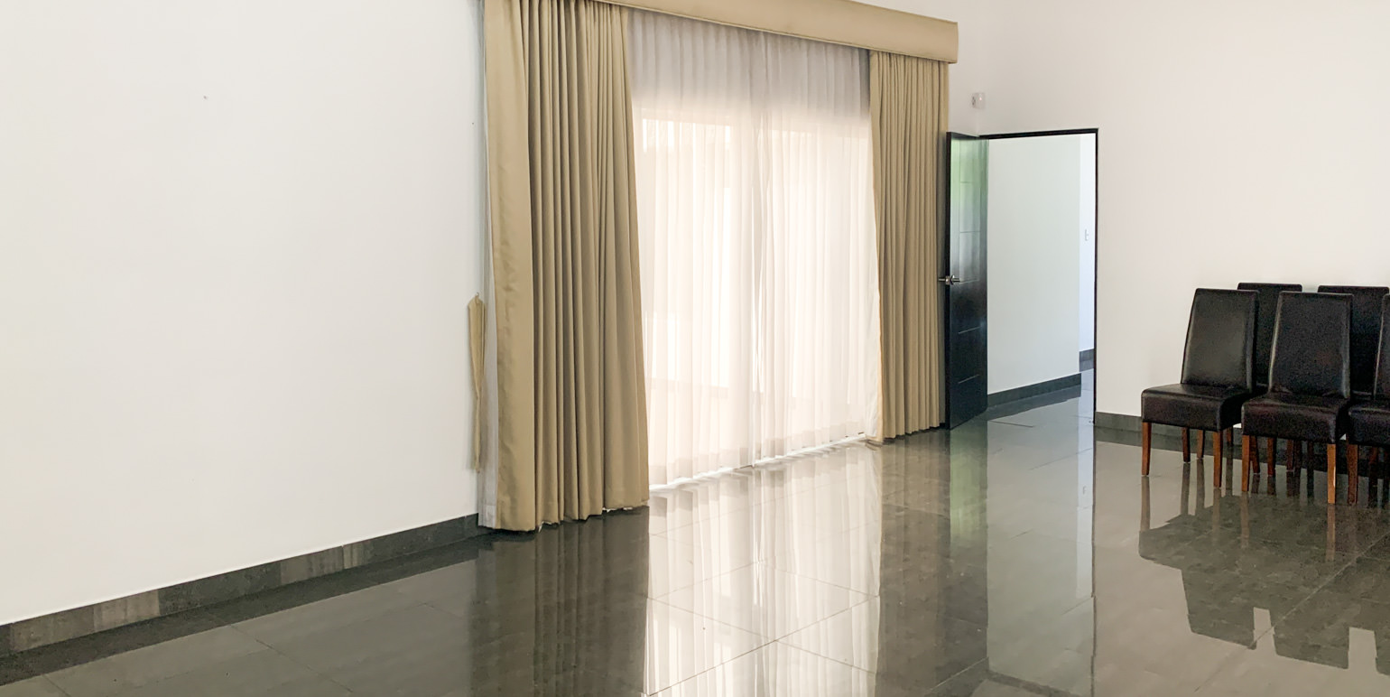 business ready residential property in sabana view 001.jpg