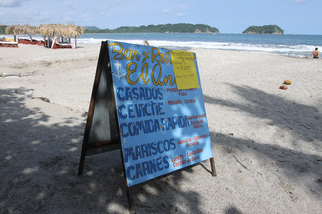 el ancla sign on beach 5.jpg