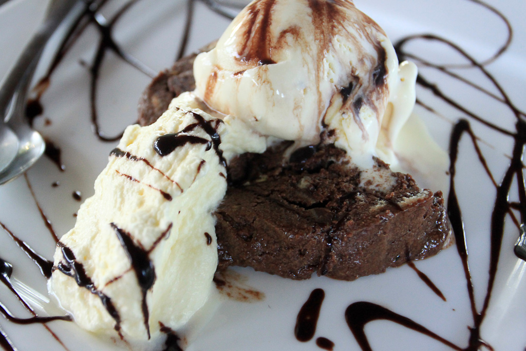 amimodo chocolate salami 7.jpg