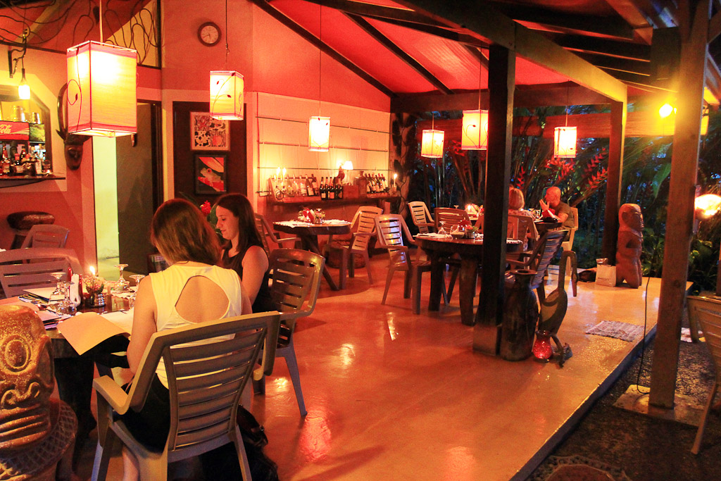 exotica interior 3.jpg